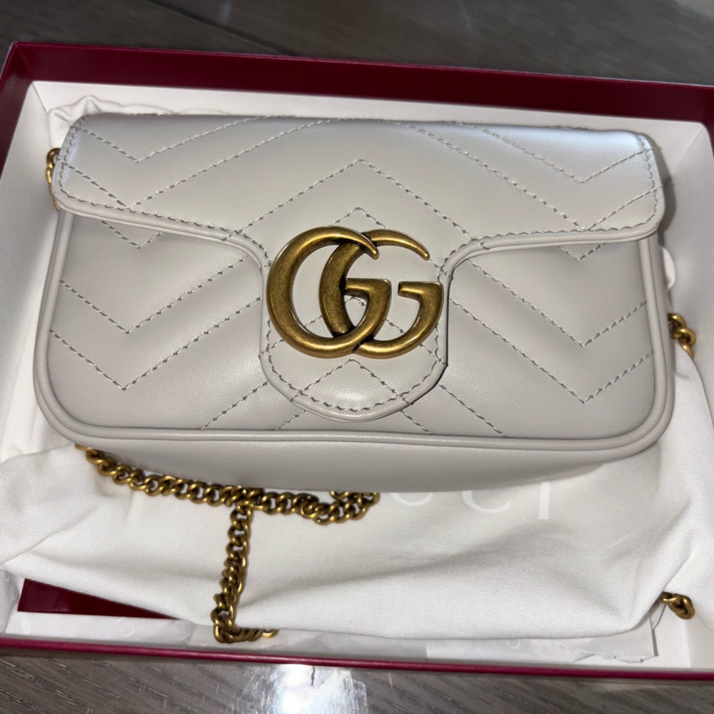 Brand new Authentic Gucci Marmont bag
